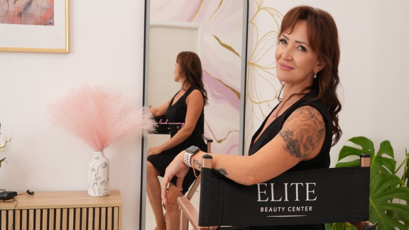 From passion to profit: how to turn eyelashes into your beauty business.