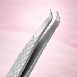 Pinça Profissional de Volume com Ponta Larga para Pestanas